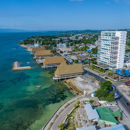 Aston Kupang Hotel & Convention Center Exterior foto